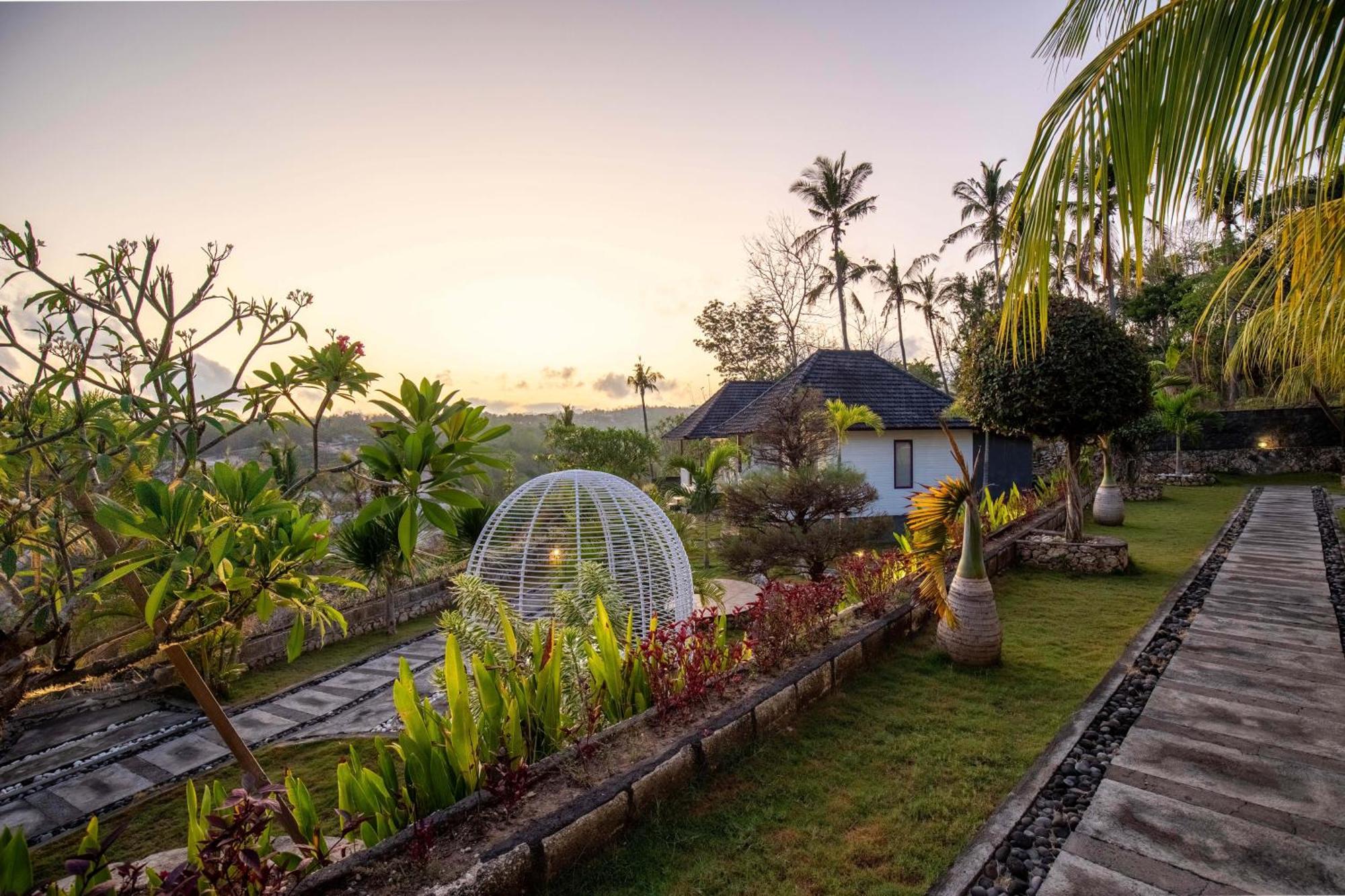 Akusara Jungle Resort And Spa Batununggul Экстерьер фото