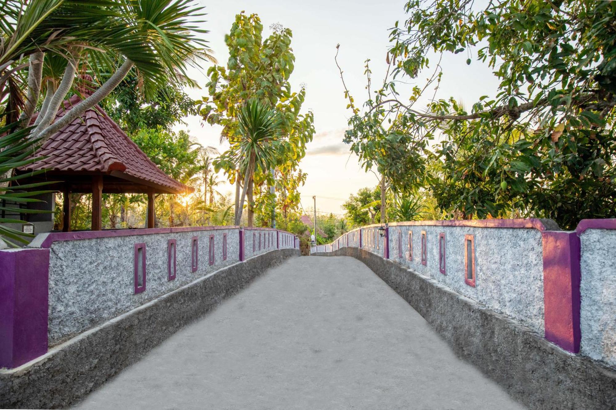 Akusara Jungle Resort And Spa Batununggul Экстерьер фото